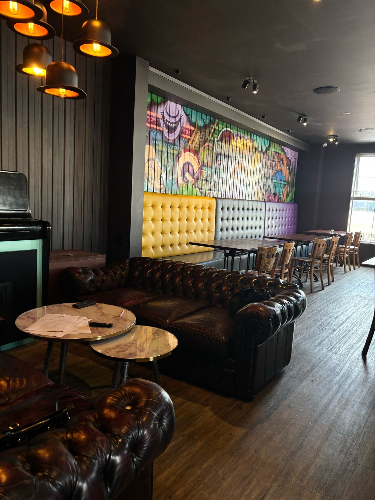 Chesterfield lounge seating